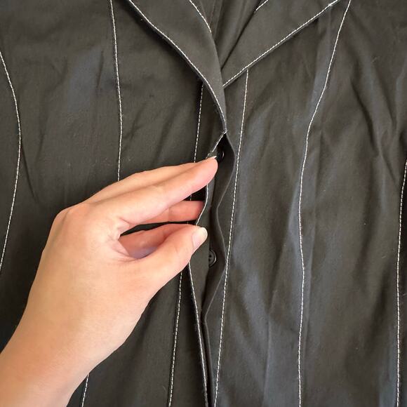 Lafayette 148 New York Black‎ Contrast Stitch Button Front Blouse Women’s 0 XS - Picture 6 of 9